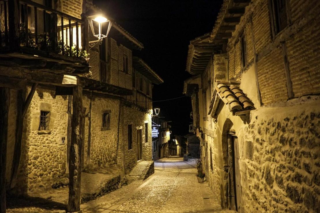 Hostal Urbion Vinuesa Extérieur photo