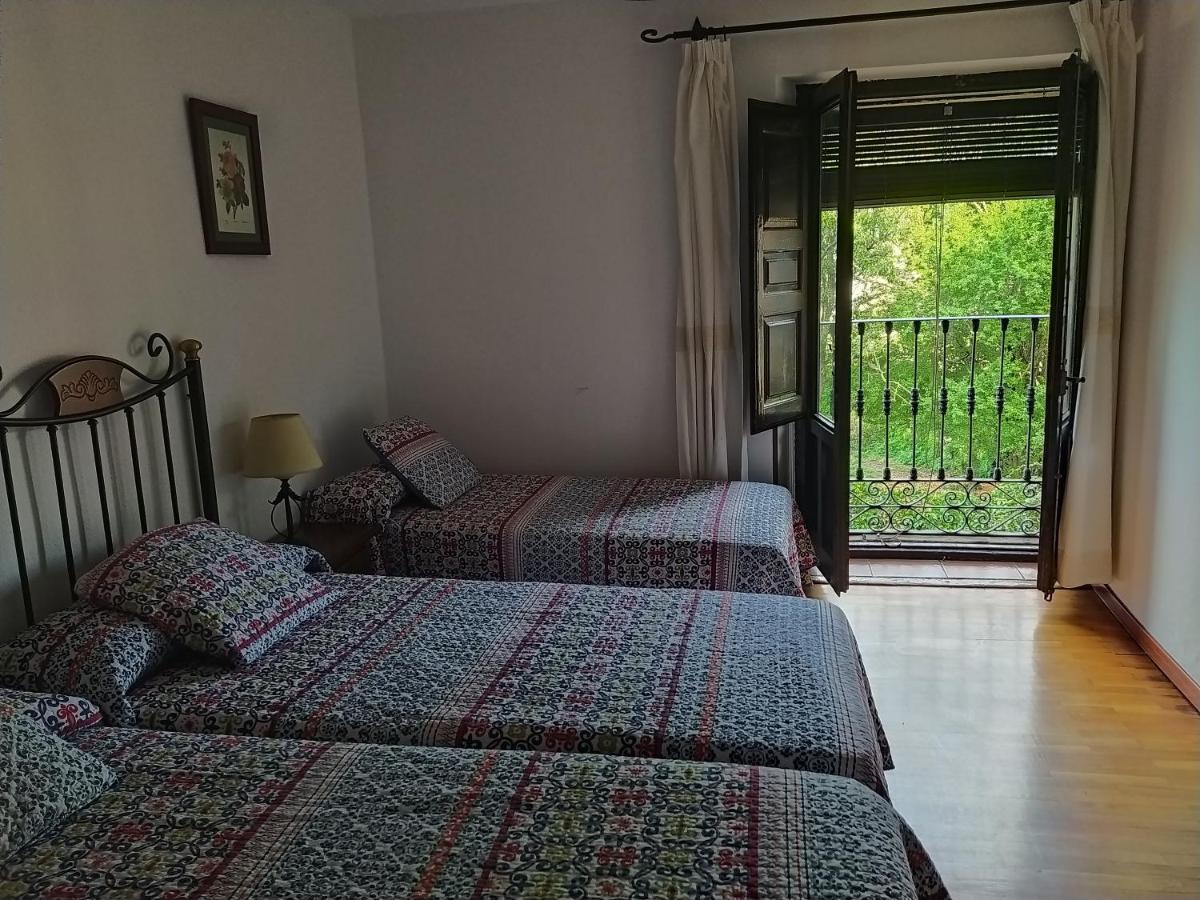 Hostal Urbion Vinuesa Extérieur photo